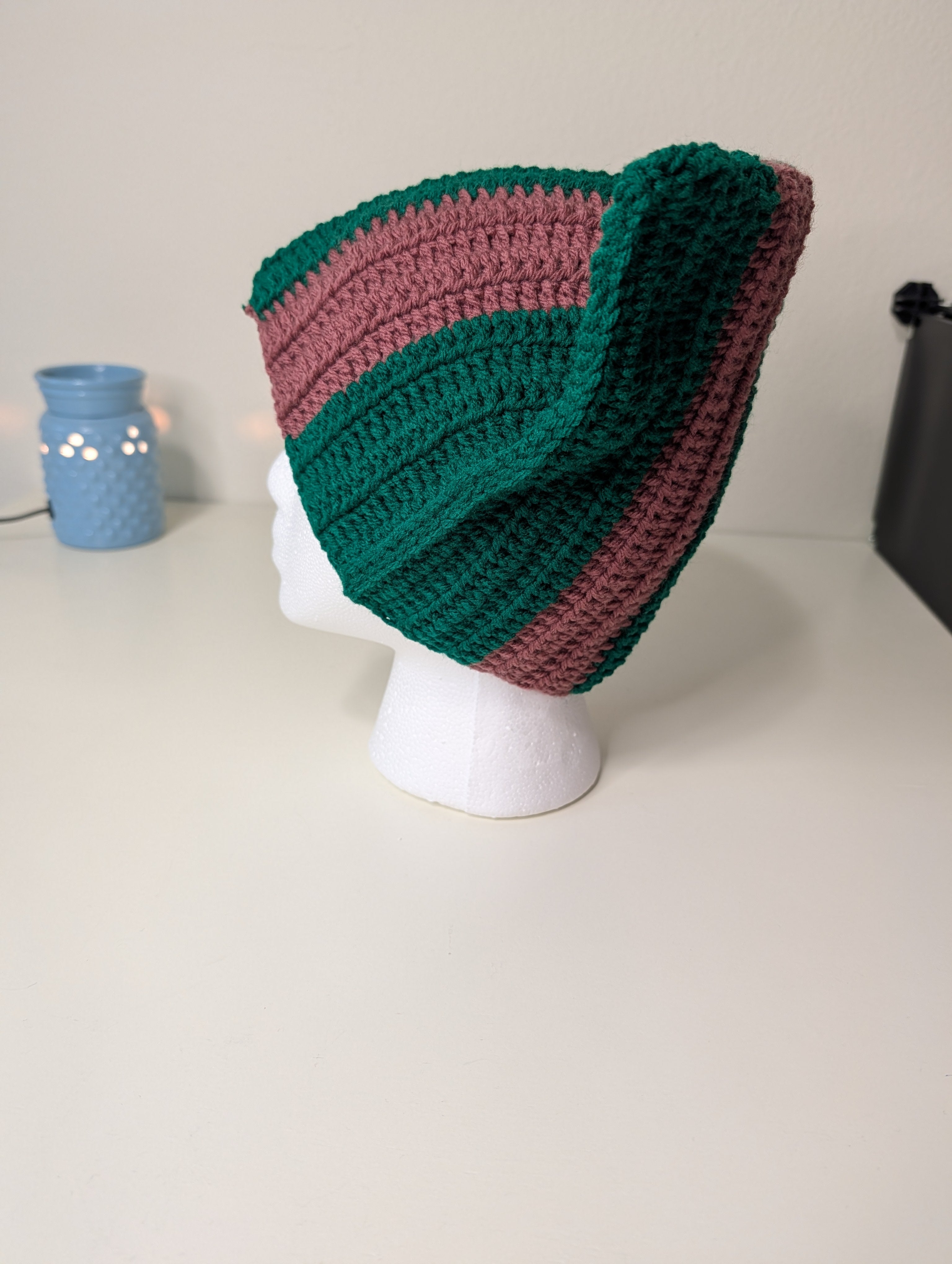Acrylic Cat Beanie-- Striped